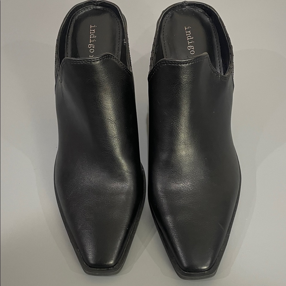 Indigo Rd Ezria 2 Slip On Mules Black Faux Leather, women’s size 8 - Picture 4 of 8